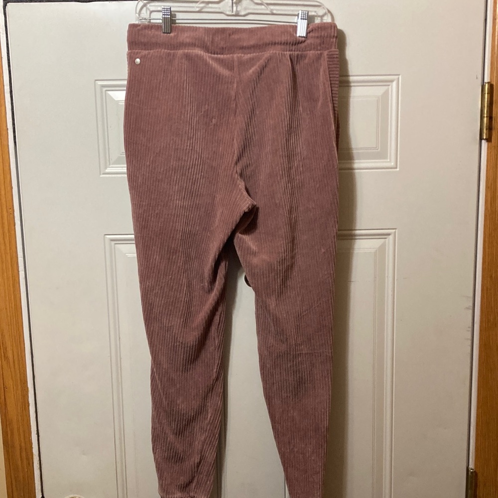 Zella Pants in Dusty Rose M